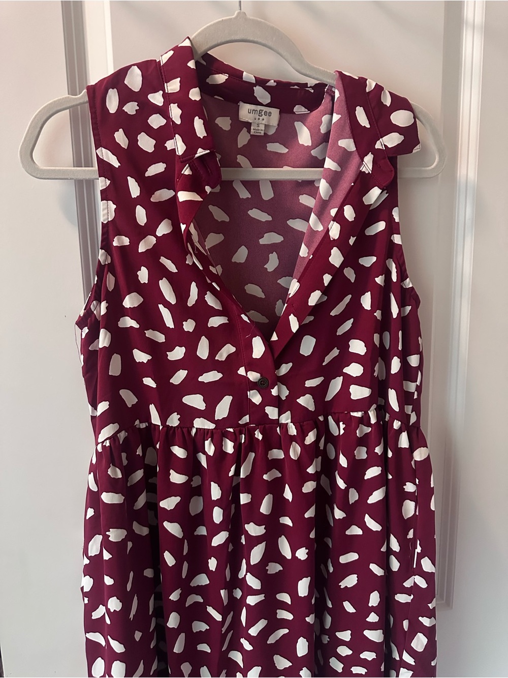 Umgee Burgundy White Abstract Print Sleeveless Shirt Dress Size Small